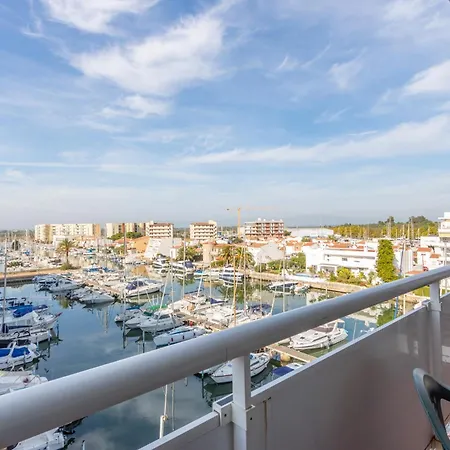 Apart-rent Port Canigo 2005 아파트 *